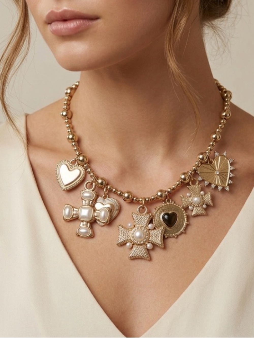 NWT ⚜️💛⚜️ Persimmon Sacred Heart Charm Necklace